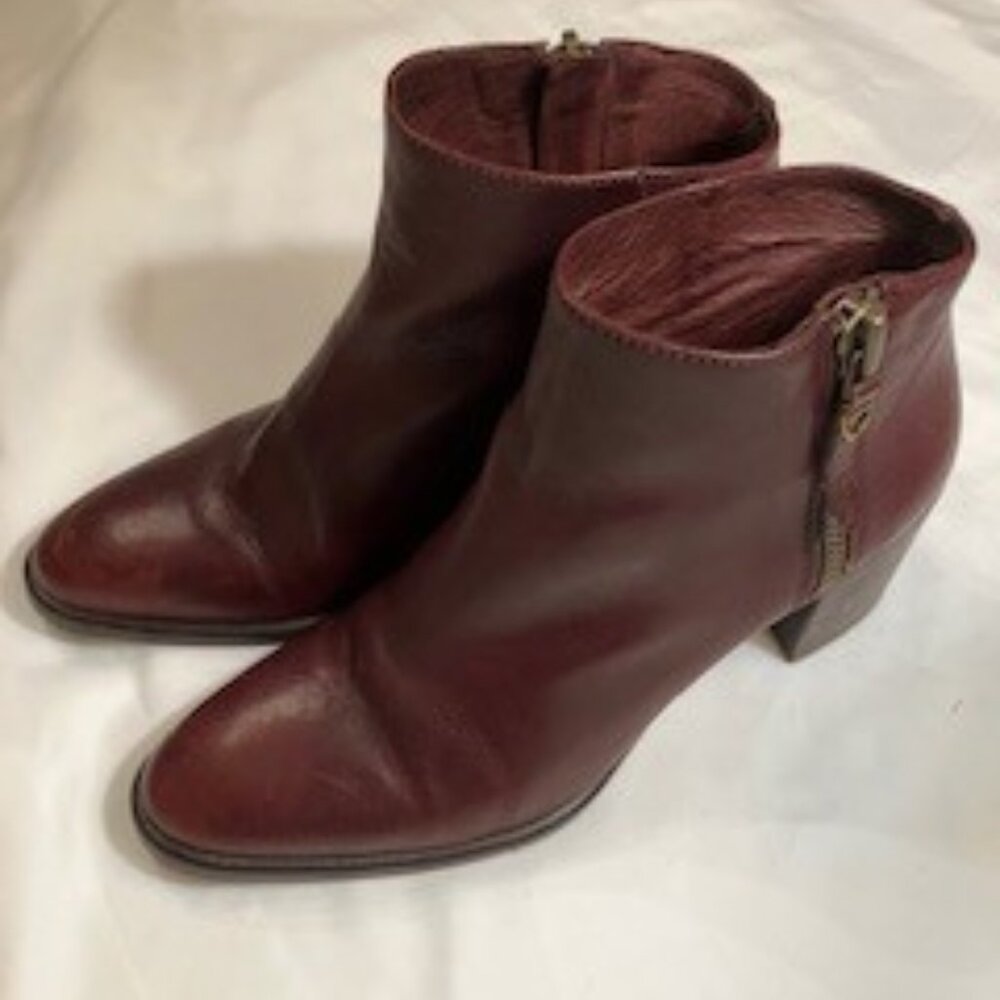 Tori 55m Mid  Heel Angle Boots, Cordovan Moto 7.5 ETIENNE AIGNER - Picture 3 of 12